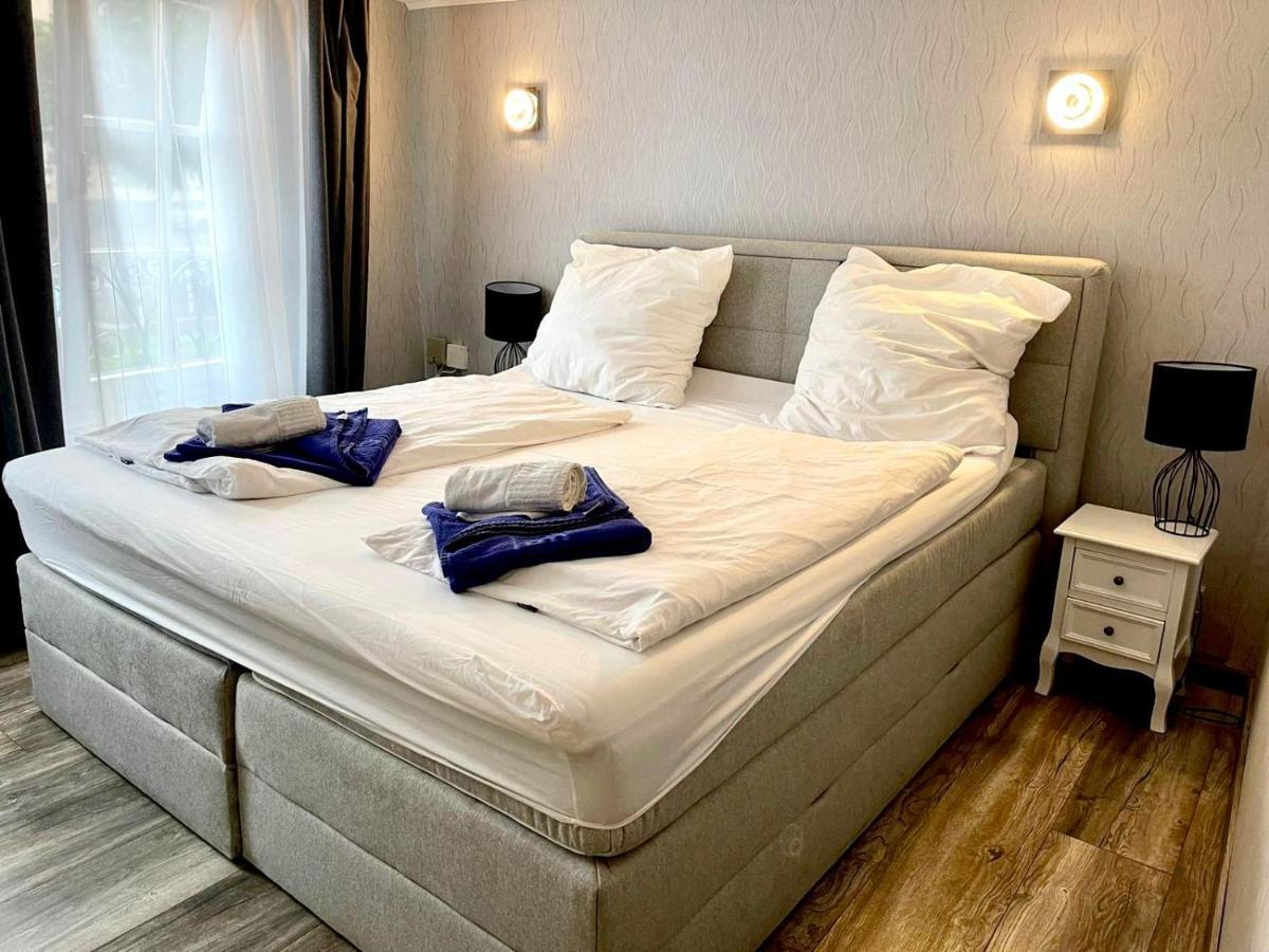 The Burgklause Boutique Hotel Linz am Rhein Kültér fotó