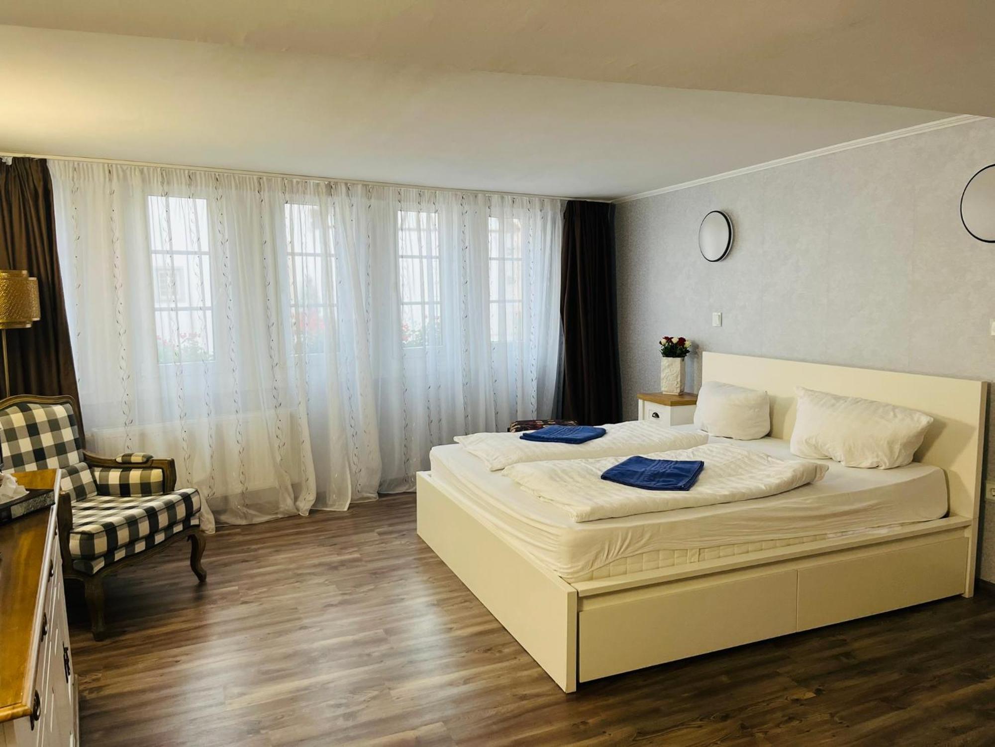 The Burgklause Boutique Hotel Linz am Rhein Kültér fotó